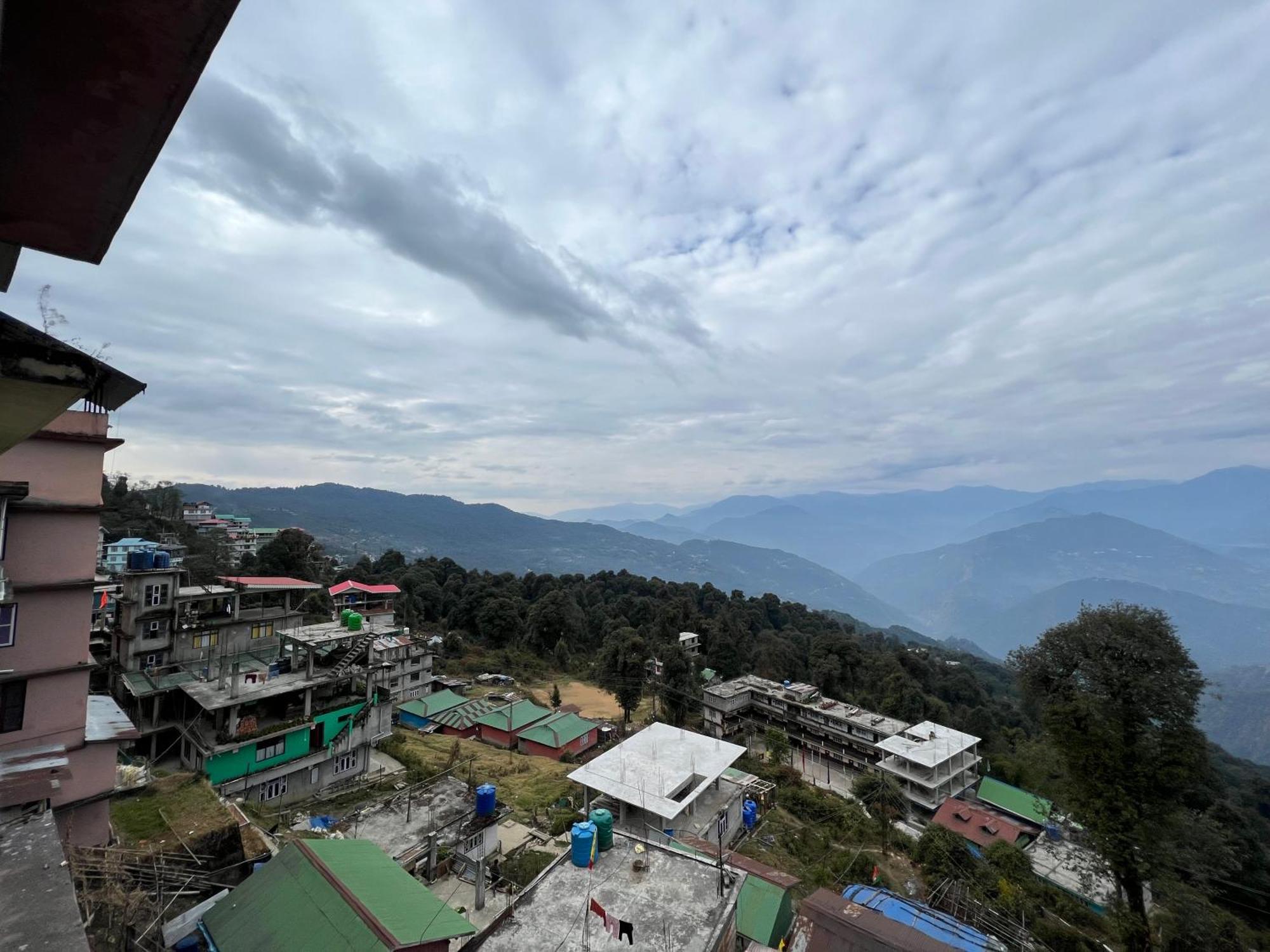 Hangkhim Homestay Ravangla Экстерьер фото