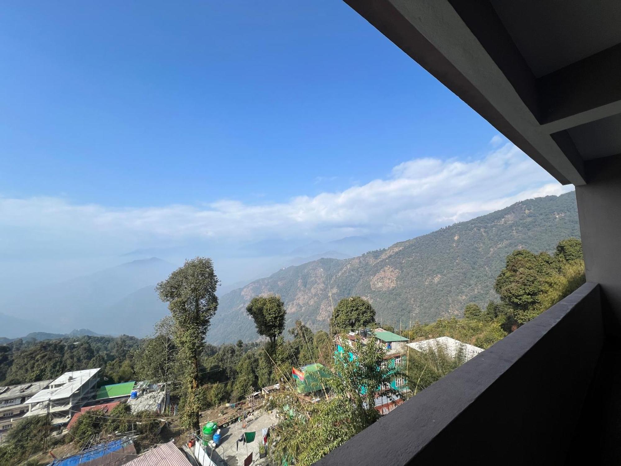 Hangkhim Homestay Ravangla Экстерьер фото